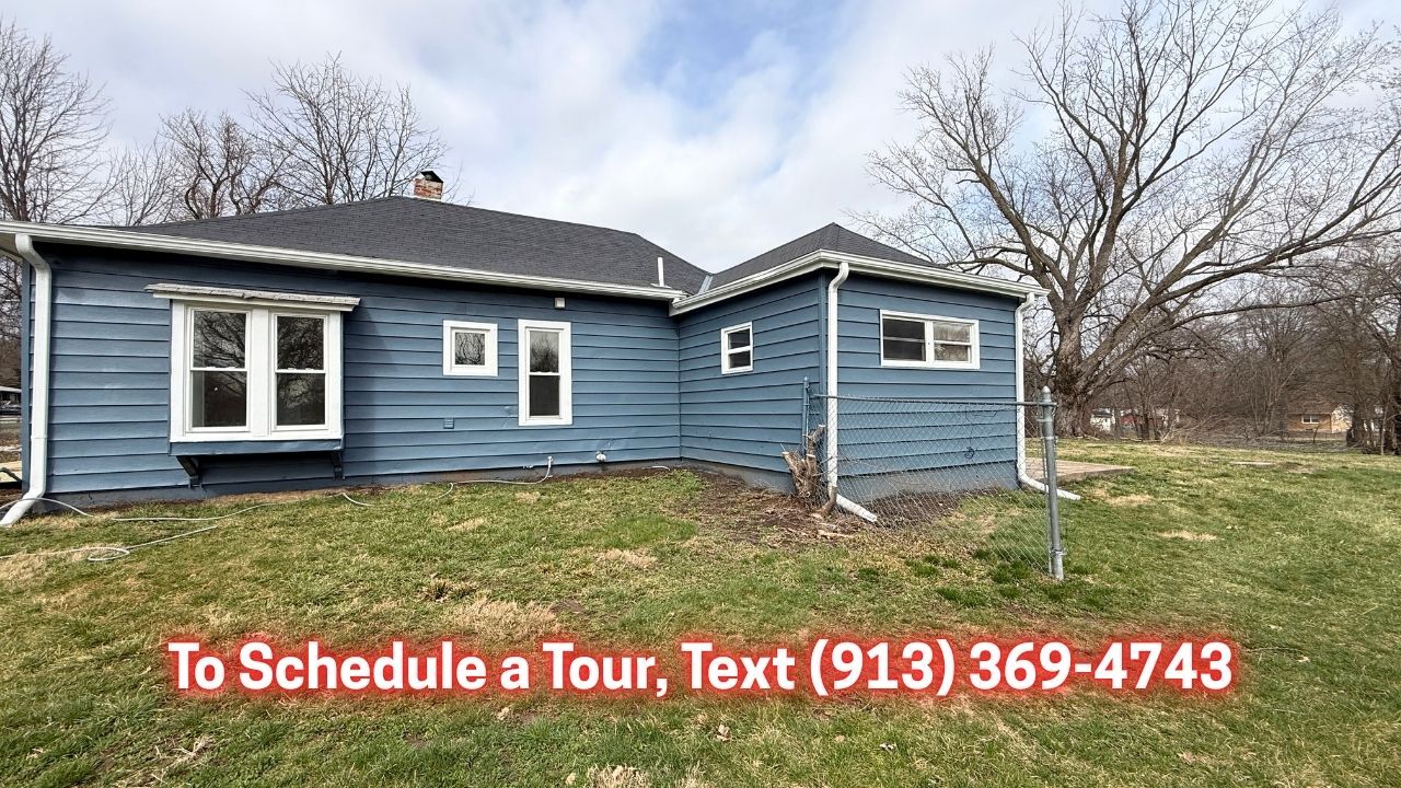 Building Photo - 913 S Main Rd