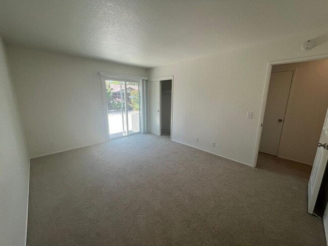 Building Photo - Charming 3/2 Home in Woodland-$500.00 OFF ...
