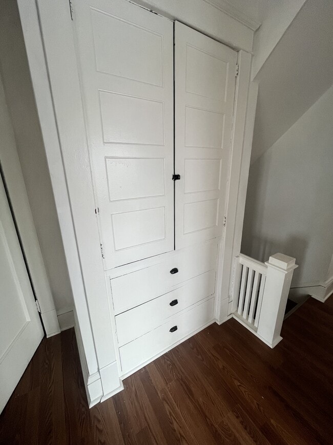 Building Photo - 245 E Northampton St