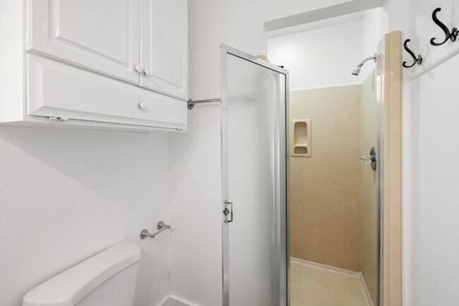 Building Photo - 1300 Windward Cir