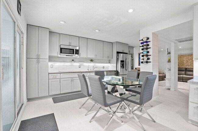 Building Photo - 11002 Hammerly Blvd