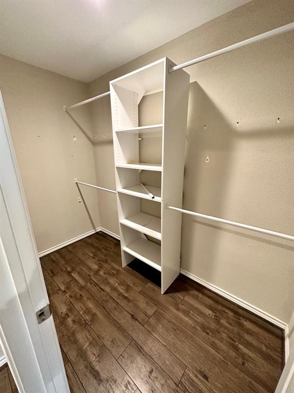 Building Photo - 4842 Green Trail Dr