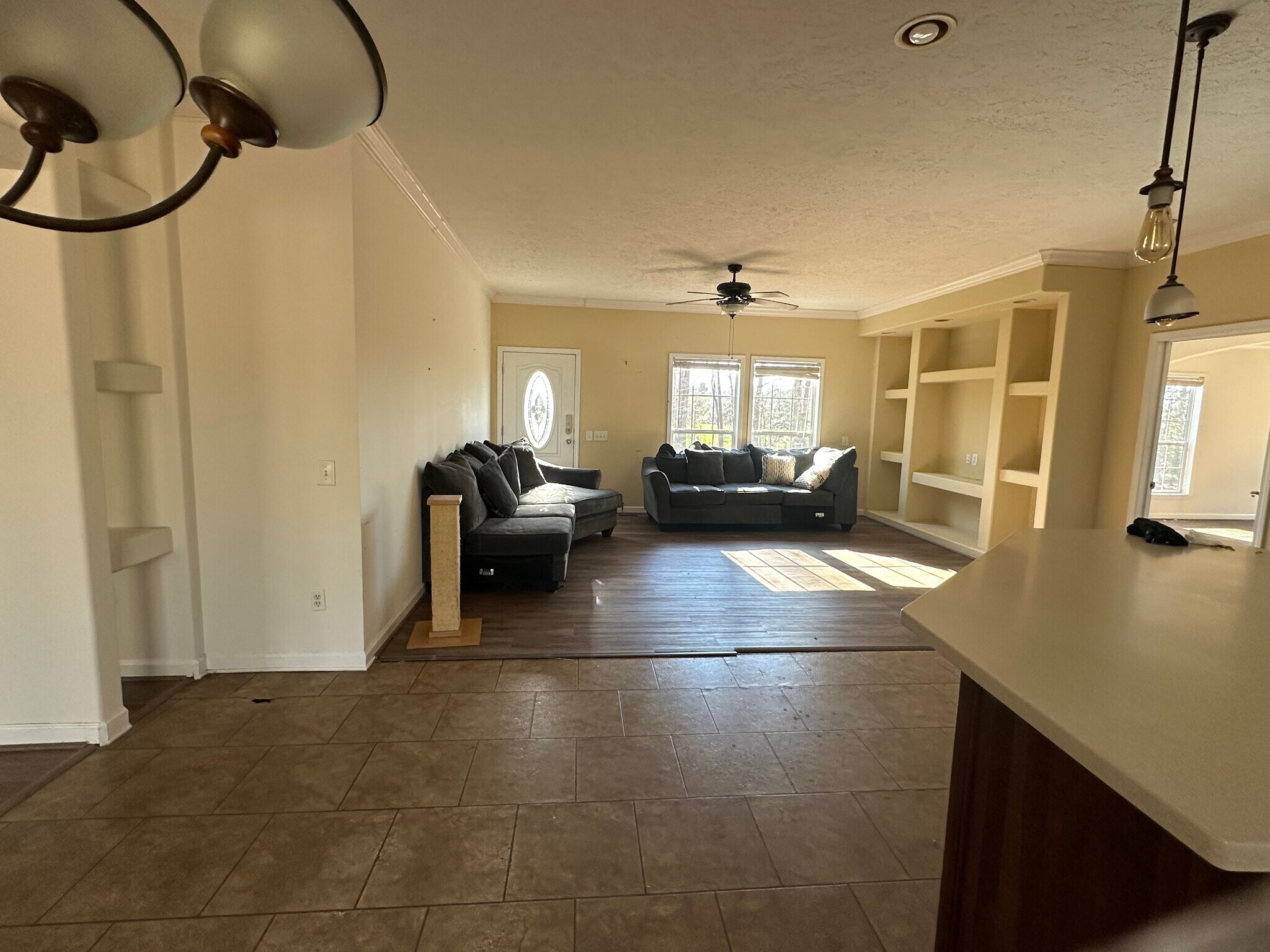 Building Photo - 2290 Ashland Rd