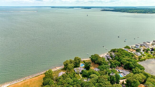 Building Photo - 11120 Main Rd