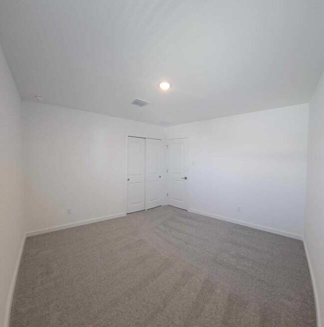 Building Photo - 8430 Bay Oaks Dr