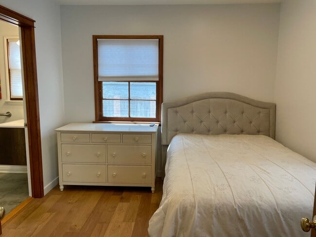 Building Photo - 4 Bedroom Pool Home for Rent in Woodland H...