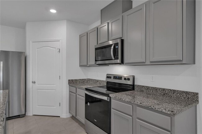 Building Photo - 3313 Mystic Pond Lp