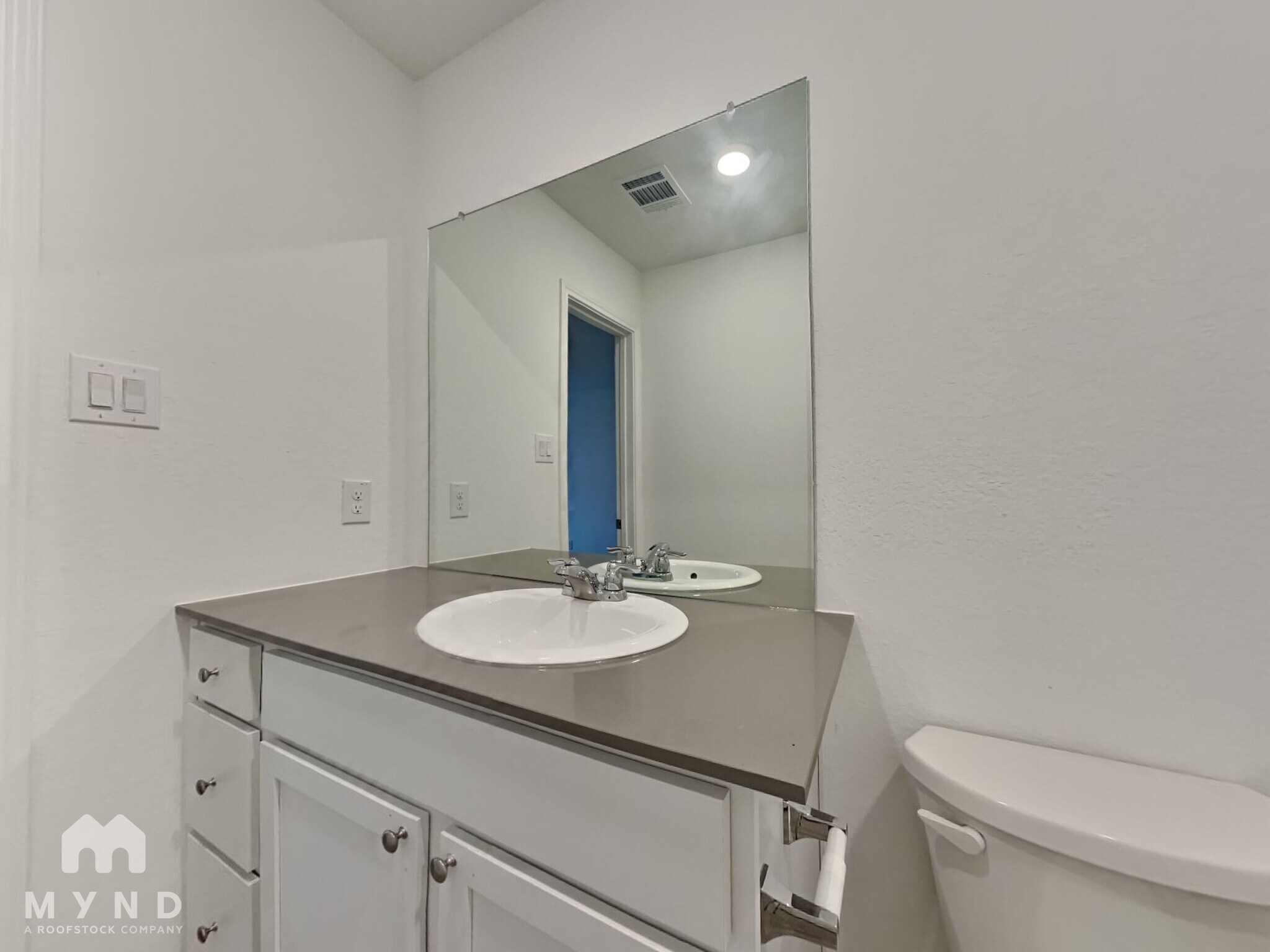 Building Photo - 14521 Payton Flts