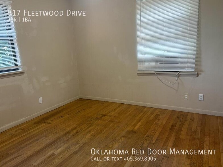 Building Photo - 517 Fleetwood Dr