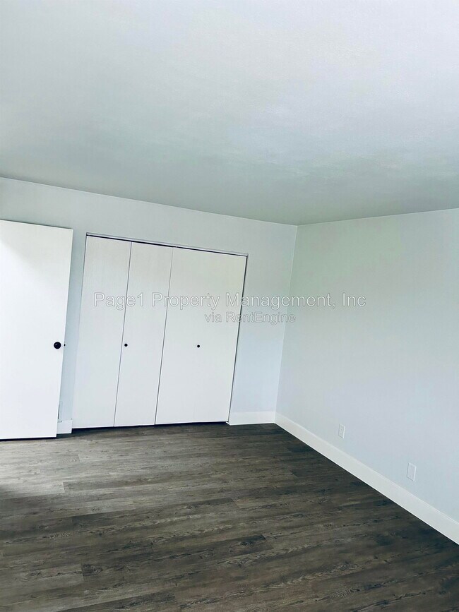 Building Photo - 3815 Sage Dr