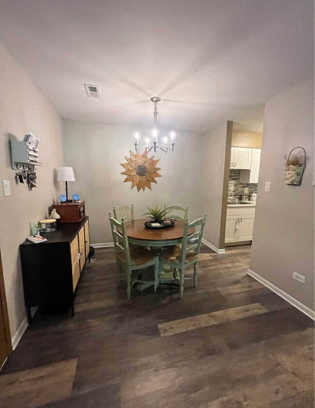 Building Photo - 1482 Stonebridge Cir