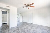 Interior Photo - Pipkin Apartments