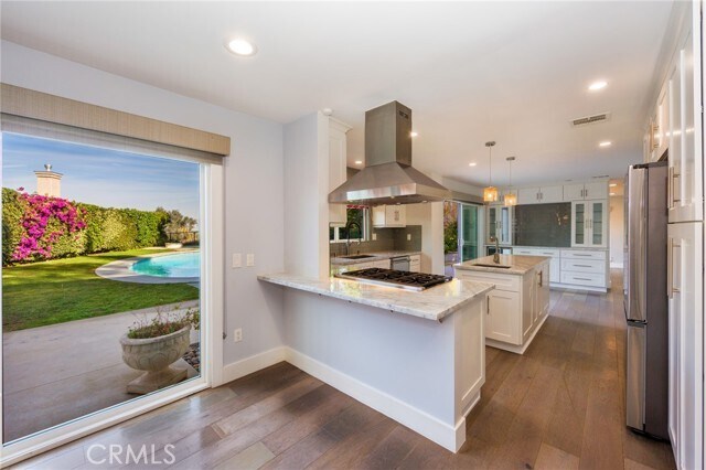 Building Photo - 4752 Del Moreno Dr