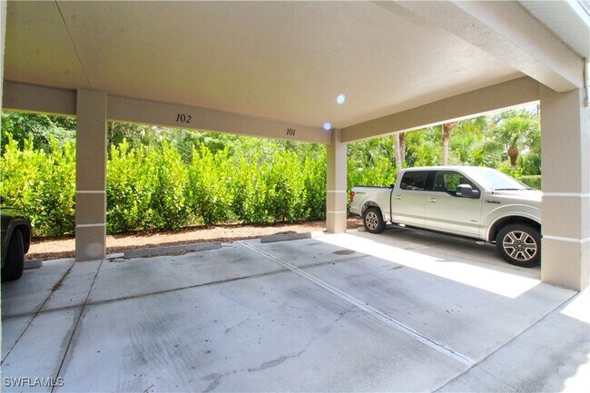 Building Photo - 8217 Parkstone Pl