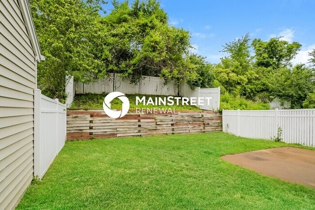 Building Photo - 3 Bedroom Pet-Friendly Home in Florissant,...