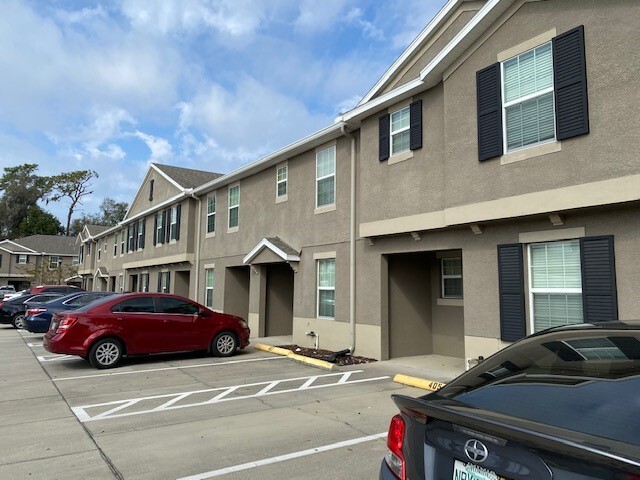 Building Photo - 415 Belle Montclair Lp