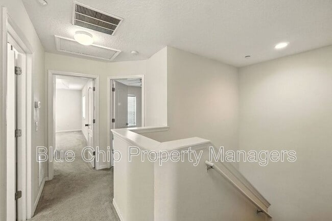 Building Photo - 13800 Golden Russet Dr