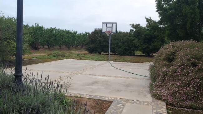 Building Photo - 19076 E Central Ave