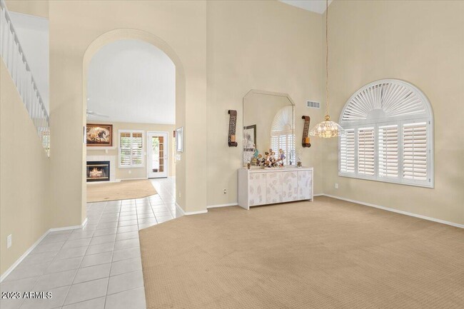 Building Photo - 4326 E Rancho Tierra Dr