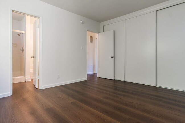 Building Photo - 4653 Fulton Ave