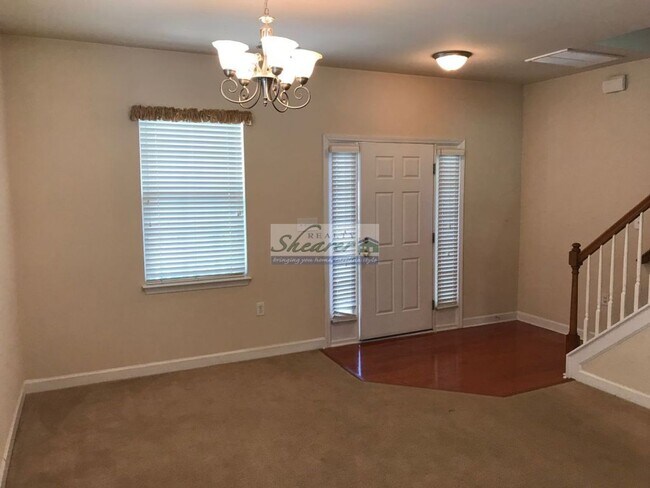 Building Photo - Canterfield in Harrisburg - Great 4 Bed, 2...