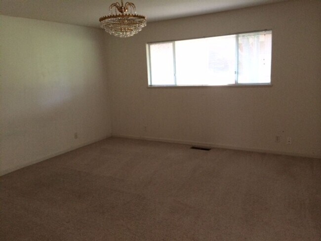 Building Photo - 2 BDRM/3 BATH Fair Oaks Home with an AMAZING view of North Ridge Country Club*** Coming Soon!