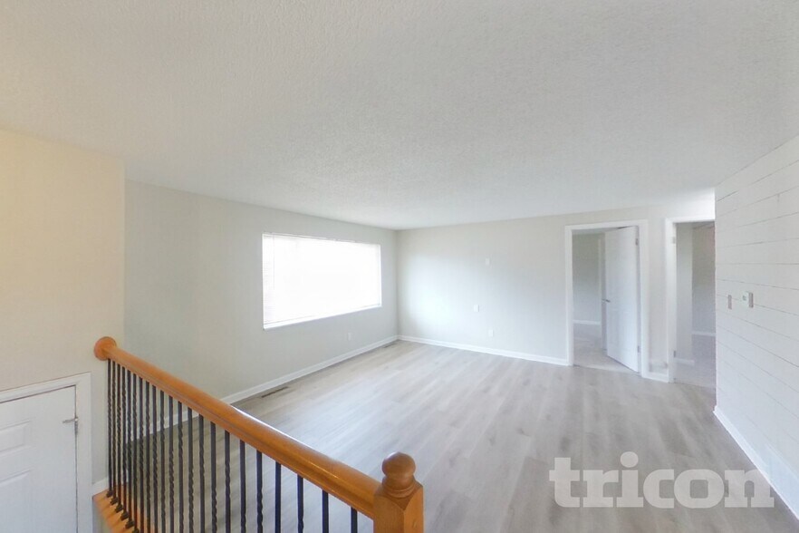 Building Photo - 4540 Monica Dr