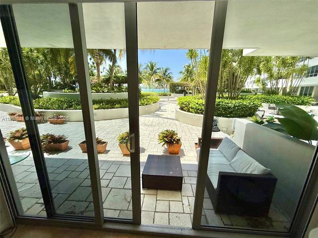 Building Photo - 1500 Bay Rd