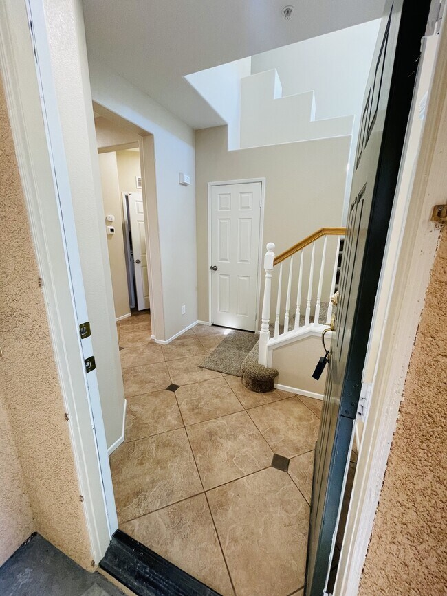 Building Photo - 26331 Arboretum Way