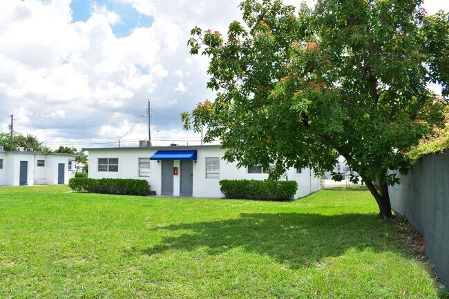 Building Photo - AVAILABLE NOW: For Rent -1/1- $1,550 near ...