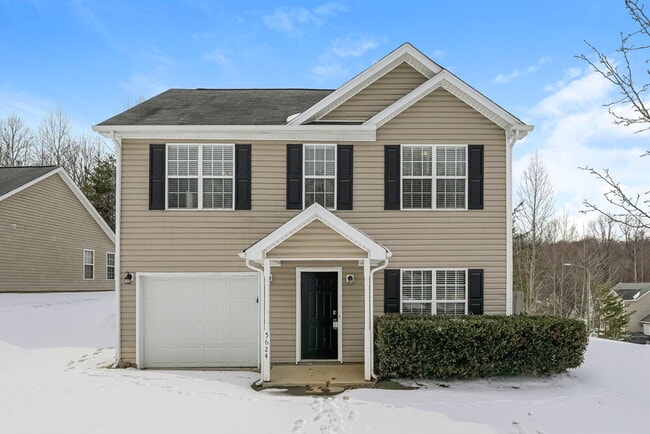 Building Photo - 5624 Fairway Forest Dr