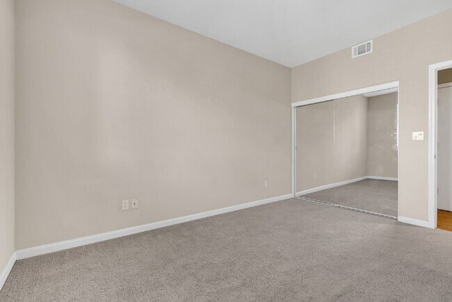 Building Photo - 101 Johnson Ln