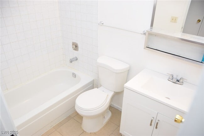 Building Photo - 5267 Retablo Ave