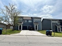 Building Photo - 7915 Doreen Ave