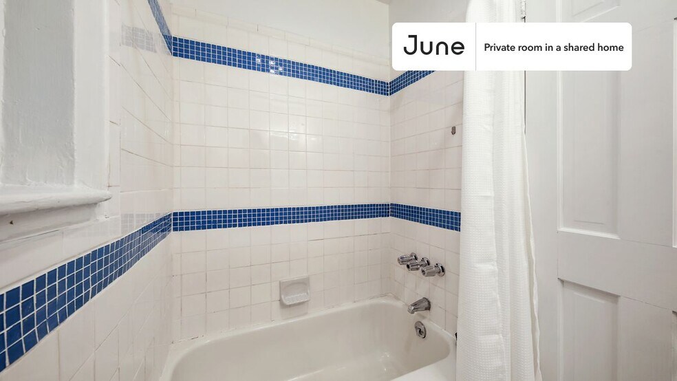 Building Photo - Room in Shared 2 bed/1 bath home in East Village