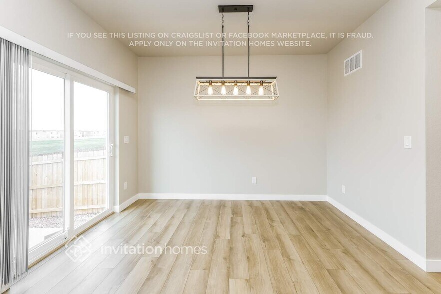 Building Photo - 6252 Big Bird Dr