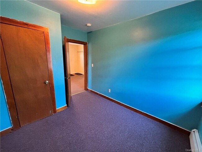 Building Photo - 8 Gregory Rd