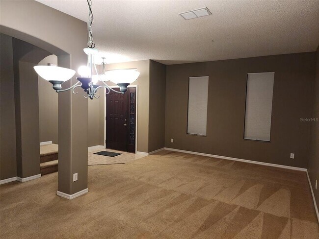 Building Photo - 4025 Shawn Cir