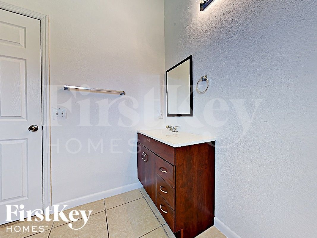 Building Photo - 21986 SW 131st Pl