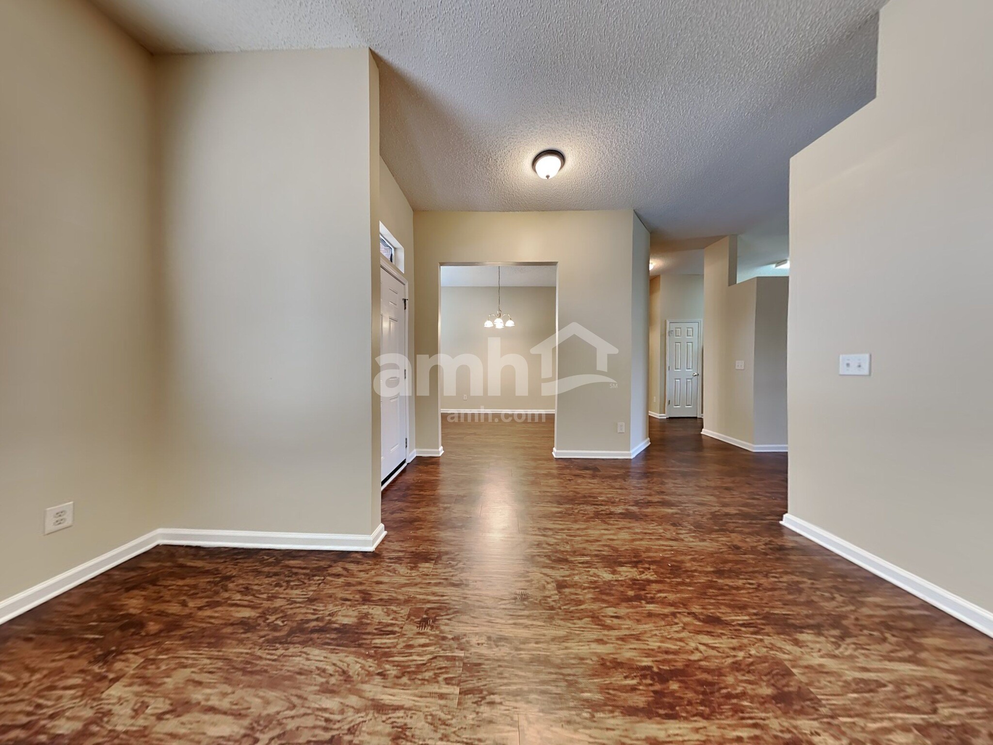 Building Photo - 5631 Ortega Park Blvd