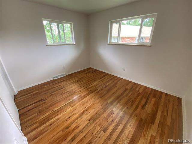 Building Photo - 1830 Independence St