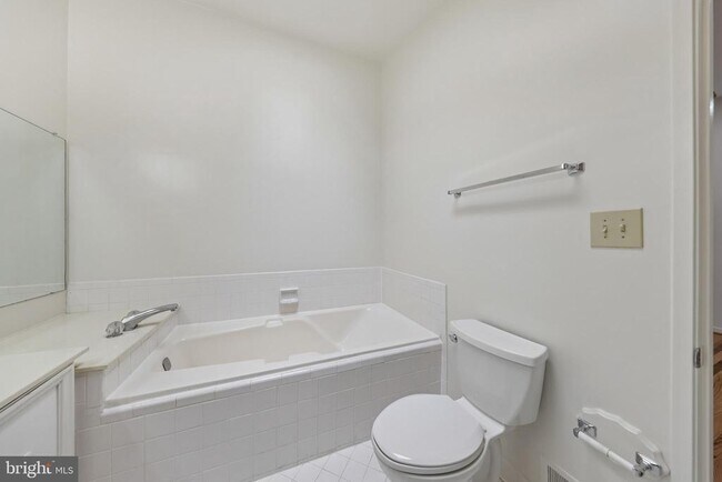 Building Photo - 10739 Mist Haven Terrace