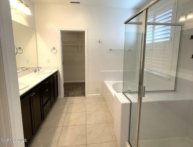 Building Photo - 2050 Half Dome Dr