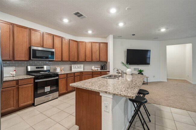 Building Photo - 6218 Morning Fern Ln
