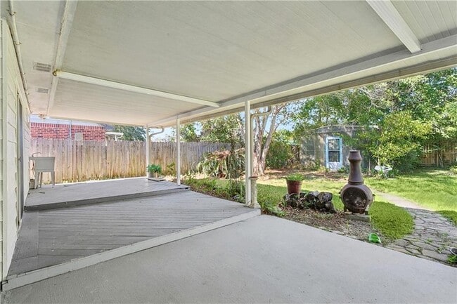 Building Photo - 1705 Kings Row