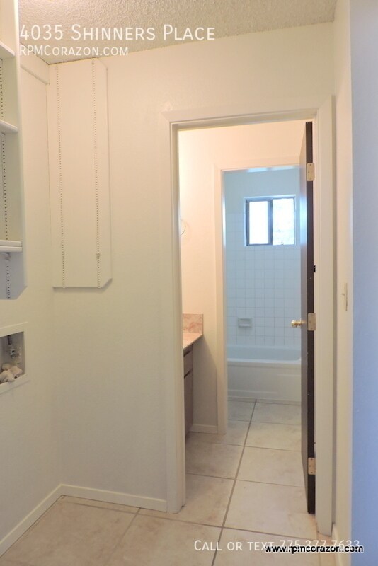 Building Photo - 4035 Shinners Pl