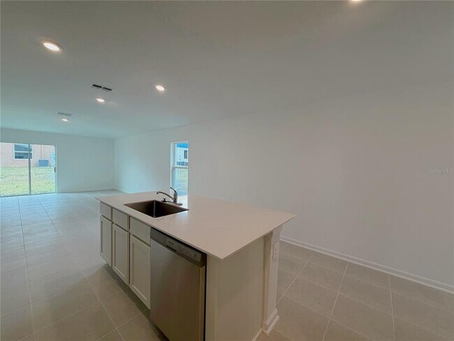 Building Photo - 2154 Marksman Rd