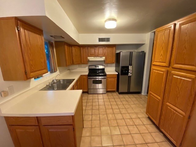 Building Photo - 6719 E Calle Cappela