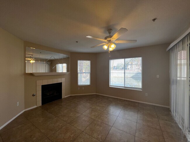 Building Photo - Beautiful Condo in a Gated Community!