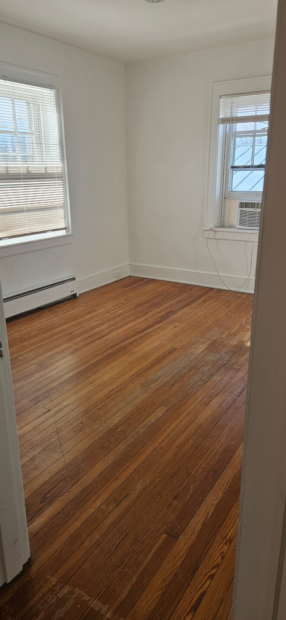 Building Photo - 506 E Liberty St